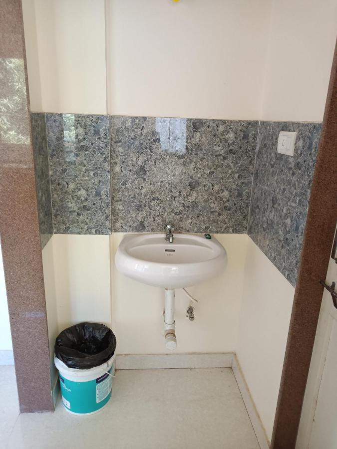 Sai Leela Guest House 达波林 外观 照片